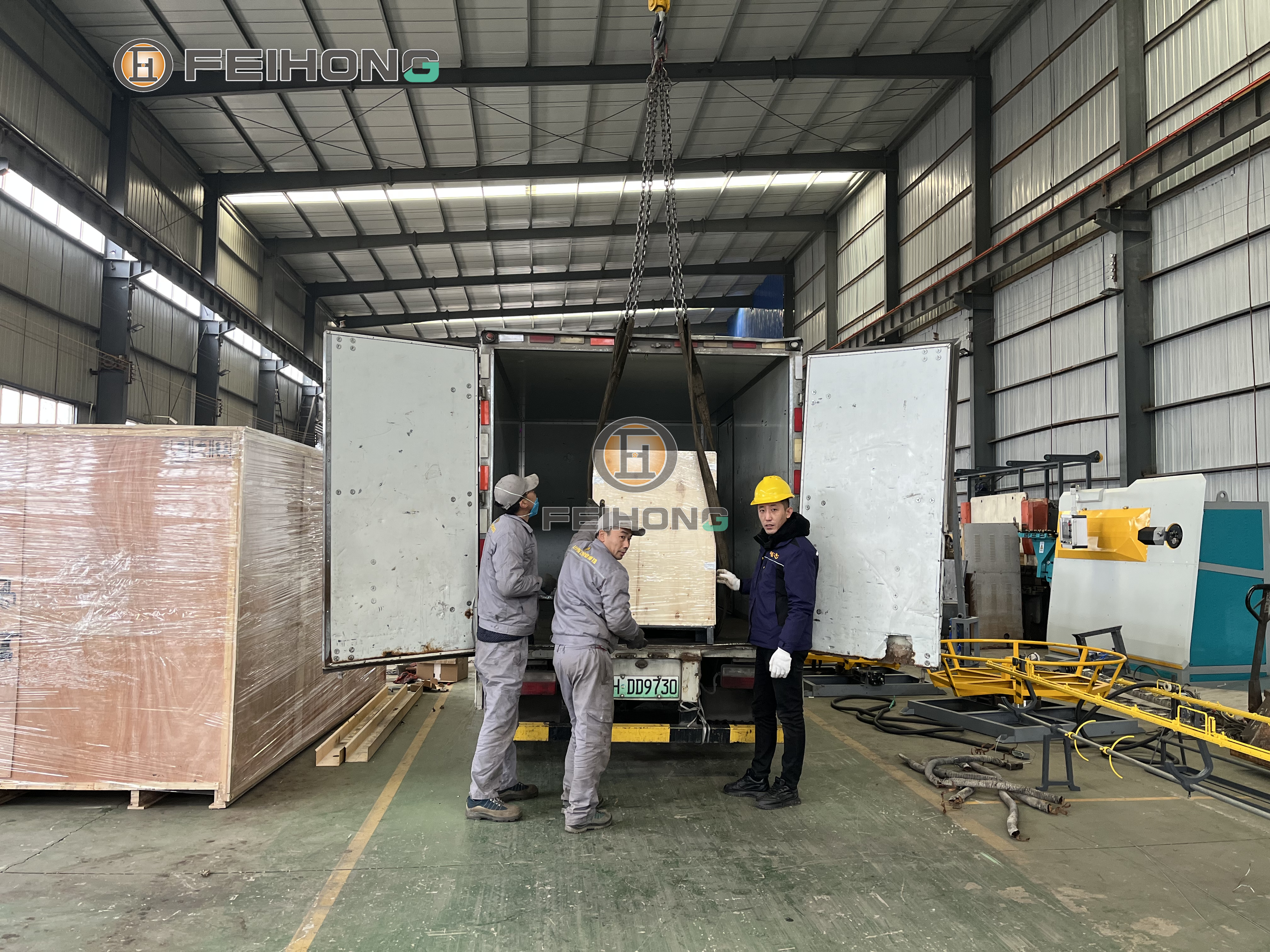 喜訊！熱烈慶祝飛宏1套數(shù)控鋼筋鋸床裝車完畢順利發(fā)出